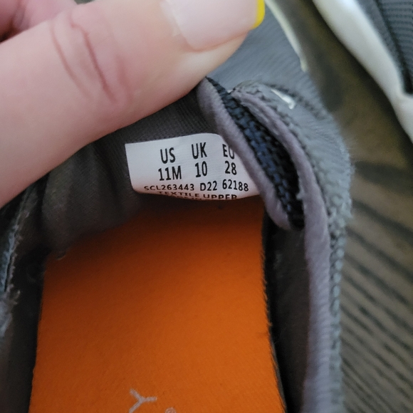 EUC  sperry slip ons - Picture 3 of 4